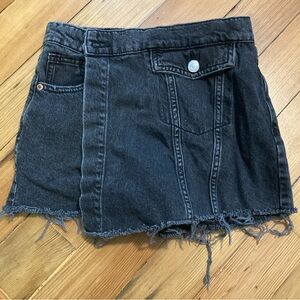 Zara jean skort - size 10 - gray